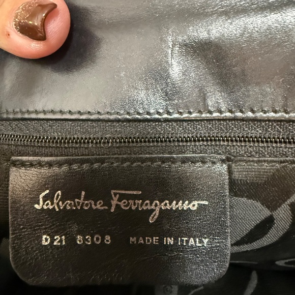 EUC Salvatore Feragamo Black Leather Tote w\COA - Picture 10 of 16